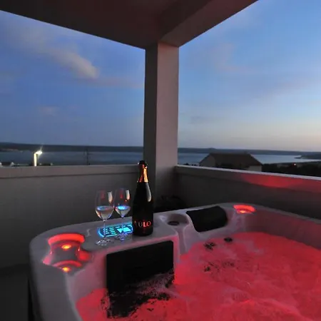 Appartamento Apartmant Shine Luxury
