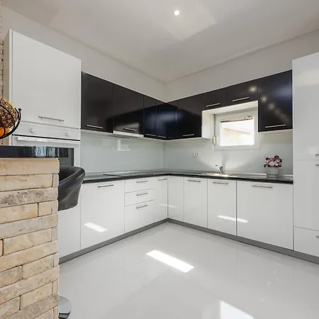 Apartmant Shine Luxury Lägenhet