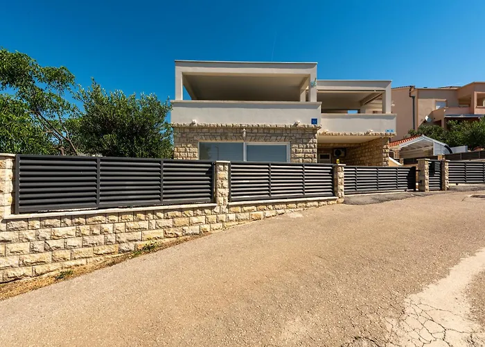 Apartmant Shine Luxury * Maslenica