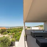 Apartmant Shine Luxury Maslenica
