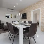 Apartmant Shine Luxury *