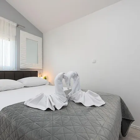 Apartament Apartmant Shine Luxury