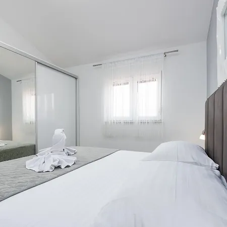 Apartament Apartmant Shine Luxury *
