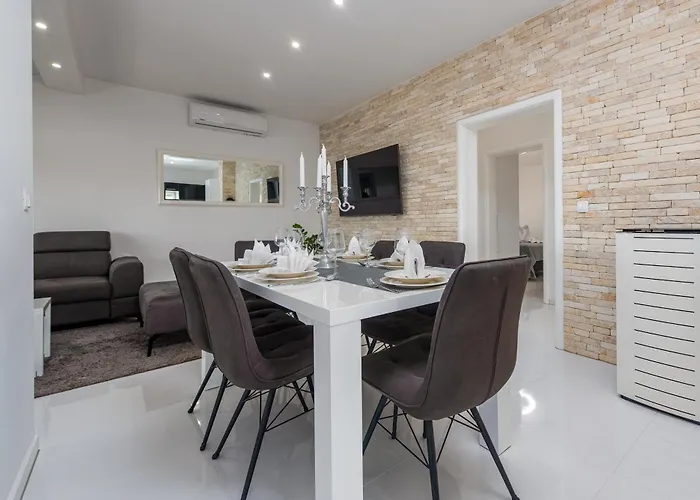 Apartmant Shine Luxury *