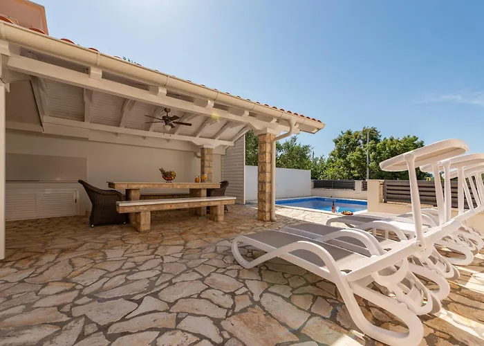 Apartmant Shine Luxury Maslenica